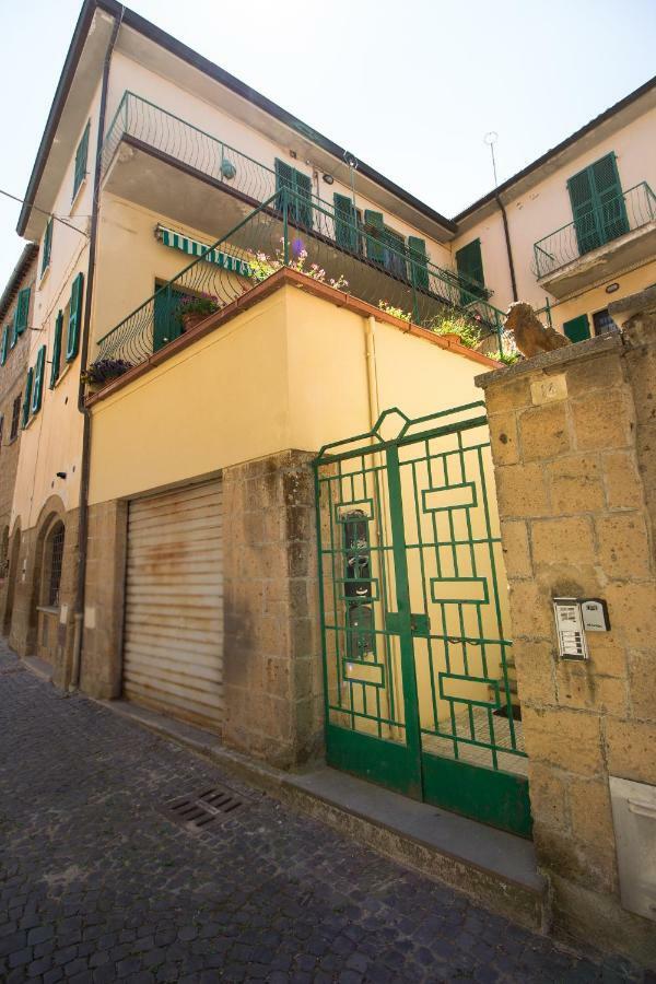 Delizioso Appartamento Da Paola Orvieto Exterior foto
